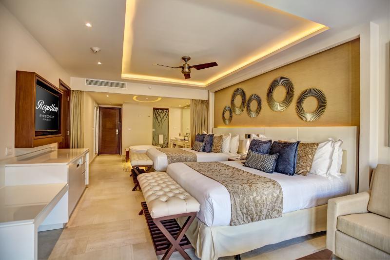 Hideaway At Royalton Riviera Cancun, An Autograph Collection All- Inclusive Resort - Adults Only ปัวร์โตโมเรลอส ภายนอก รูปภาพ